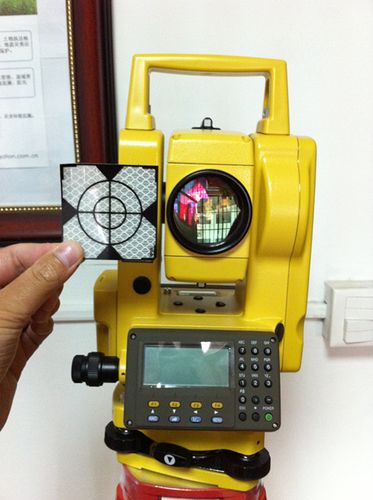  产品信息 仪器仪表 电子测量仪器 >南方nts-352r 免棱镜